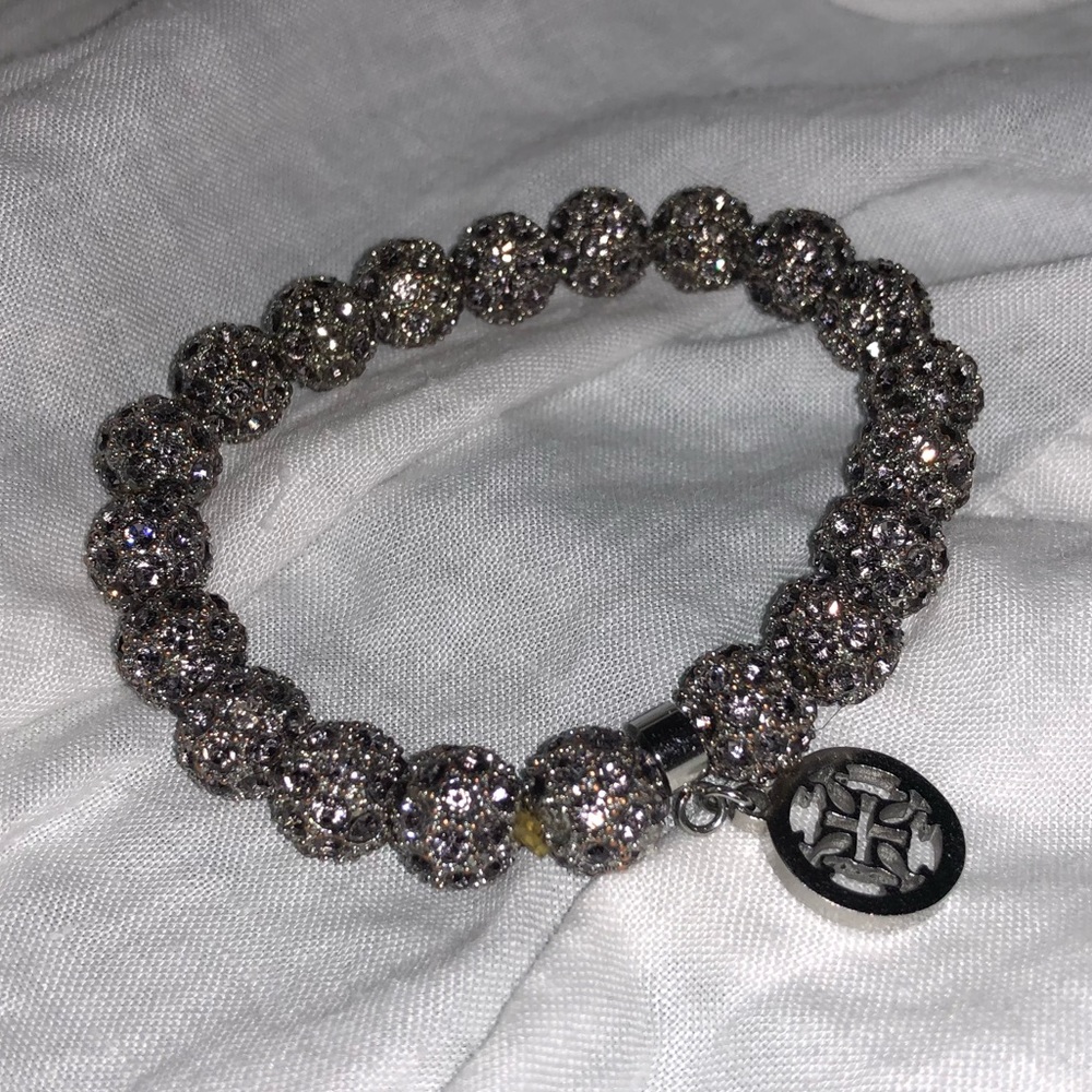 Rustic Cuff Kennedy in silver on silver